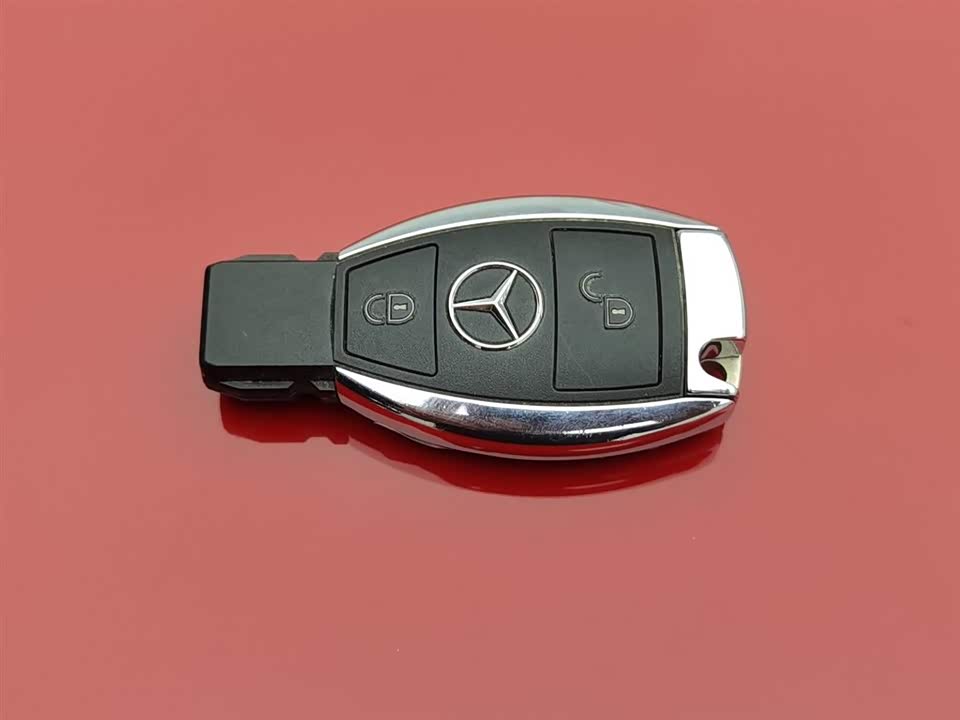 Mercedes-Benz GLA Mercedes-Benz GLA