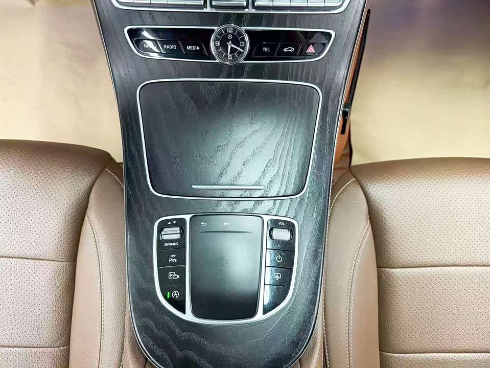 Mercedes-Benz E-class Mercedes-Benz E-class