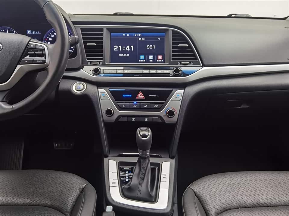Hyundai Lead