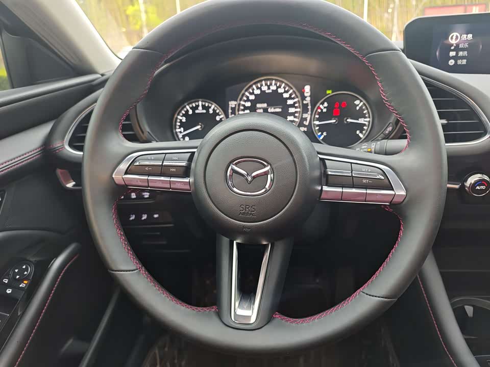 Mazda 3 Angkesaila Mazda 3 Angkesaila