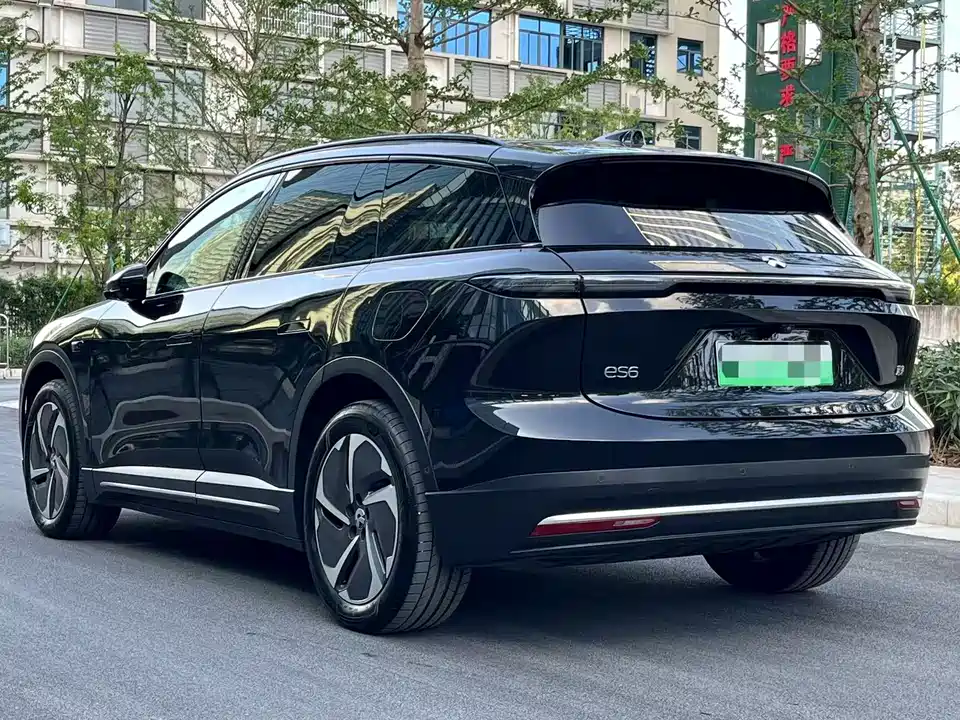 NIO ES6