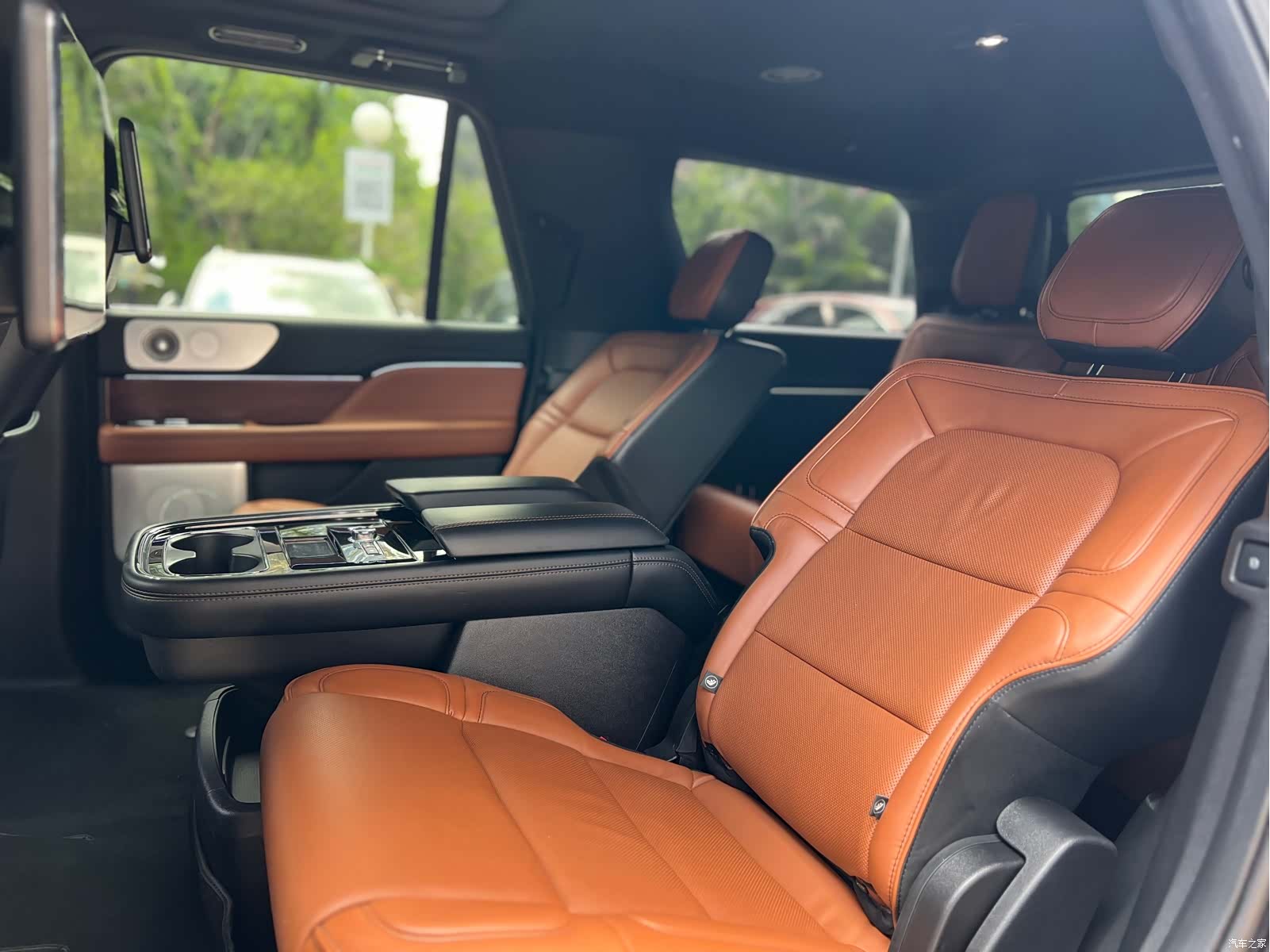 Lincoln Navigator, 2019 9