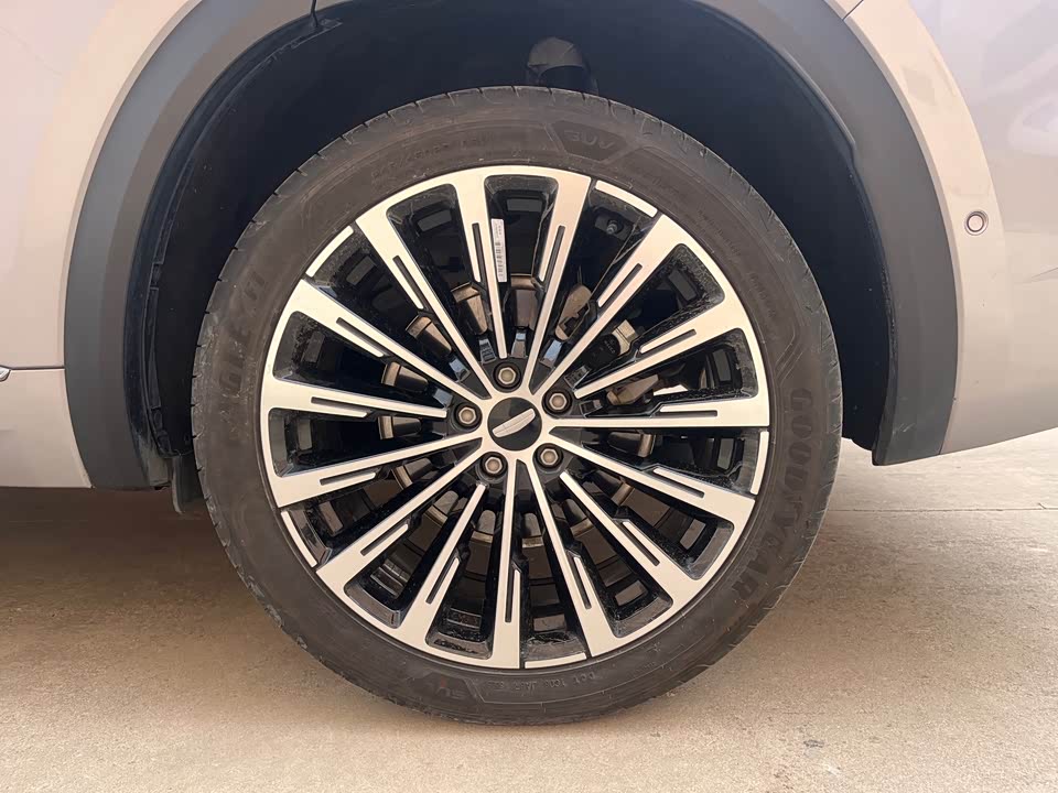 Geely Monjaro hybrid Geely Monjaro hybrid