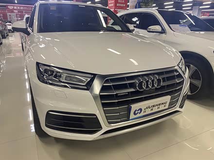 奥迪q5l 2018款 40 tfsi 荣享进取型 国vi