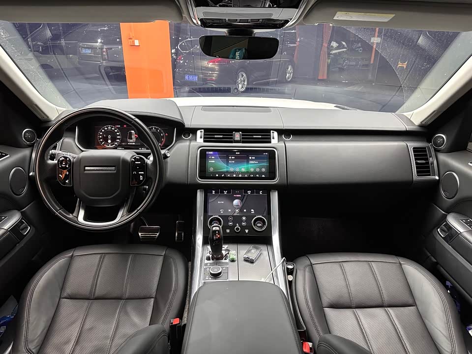 Land Rover Range Rover Sport Land Rover Range Rover Sport