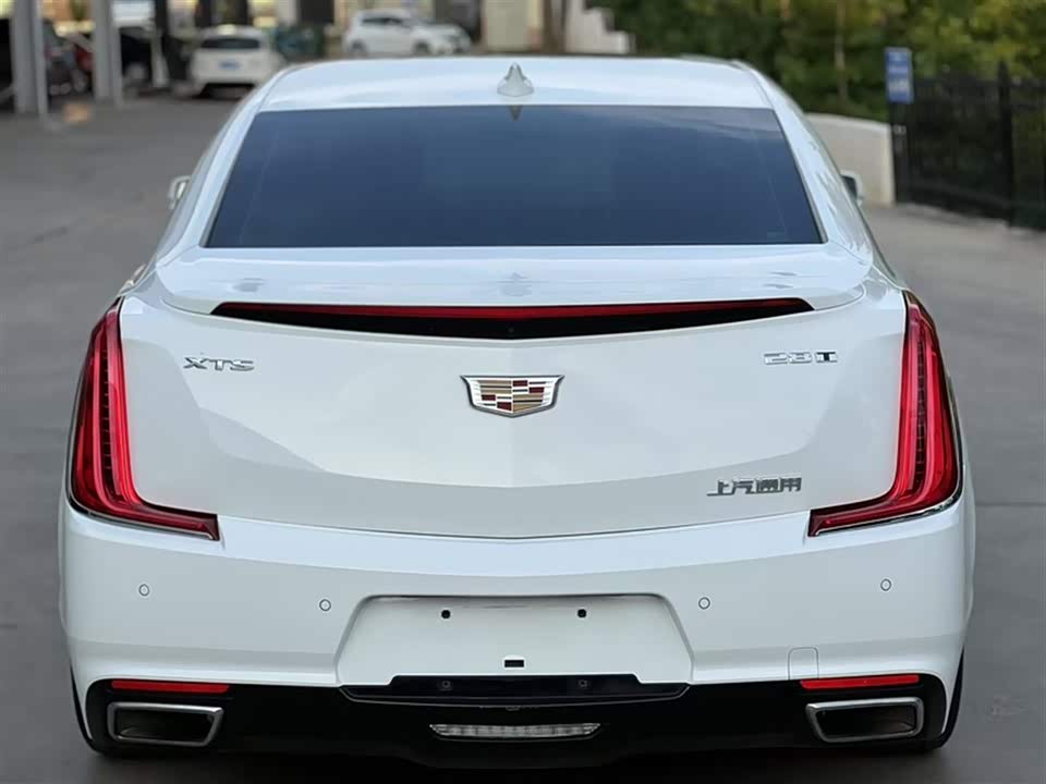 Cadillac XTS Cadillac XTS