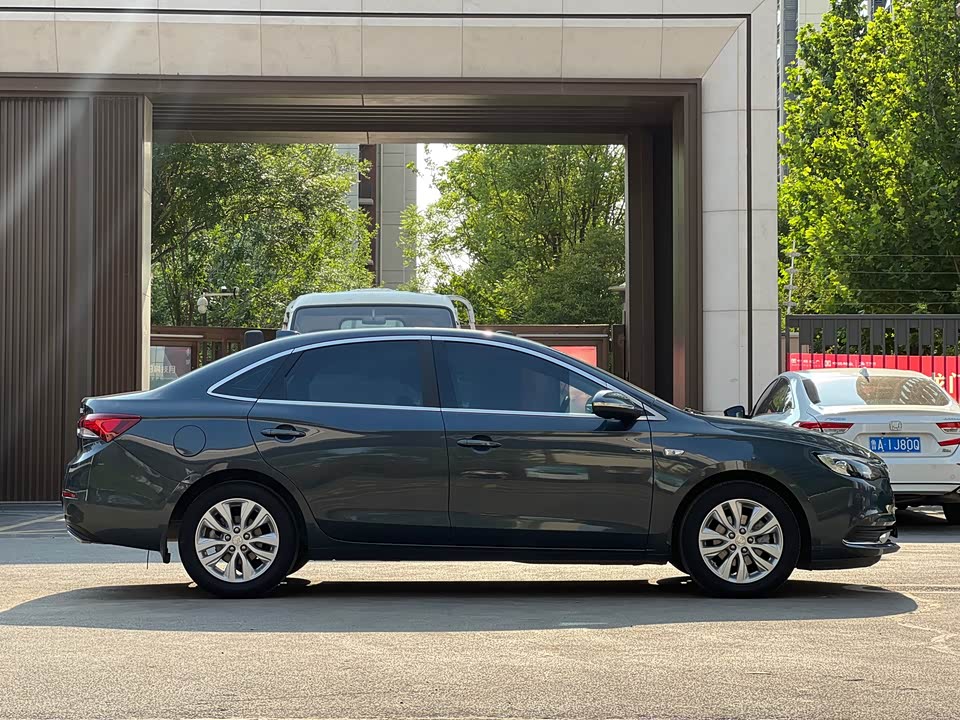 Buick Yinglang