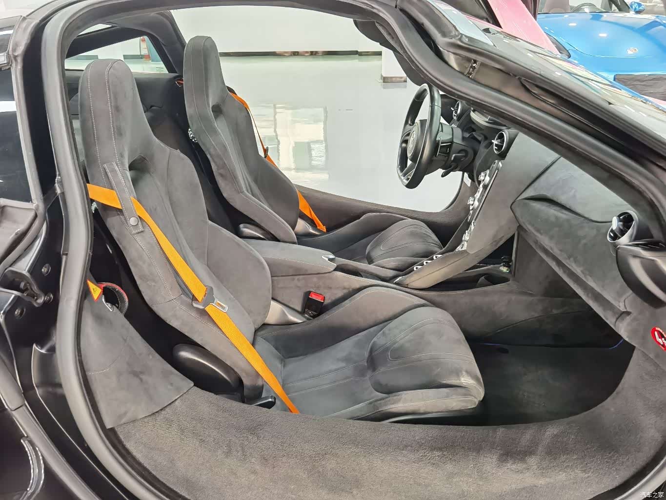 McLaren 720S, 2019 9