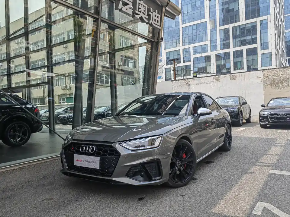 Audi S4 Audi S4