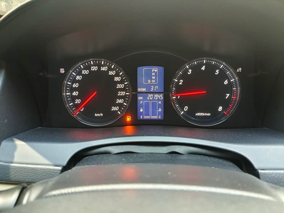 Toyota Reiz Toyota Reiz