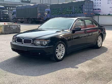宝马7系 02款 735i
