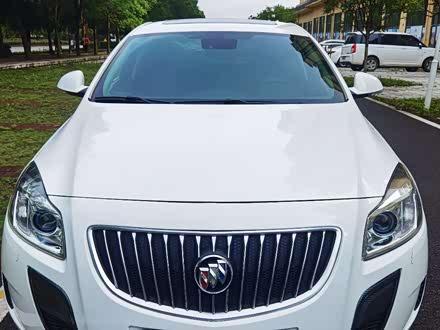 君威 2013款 gs 2.0t 纵情运动版