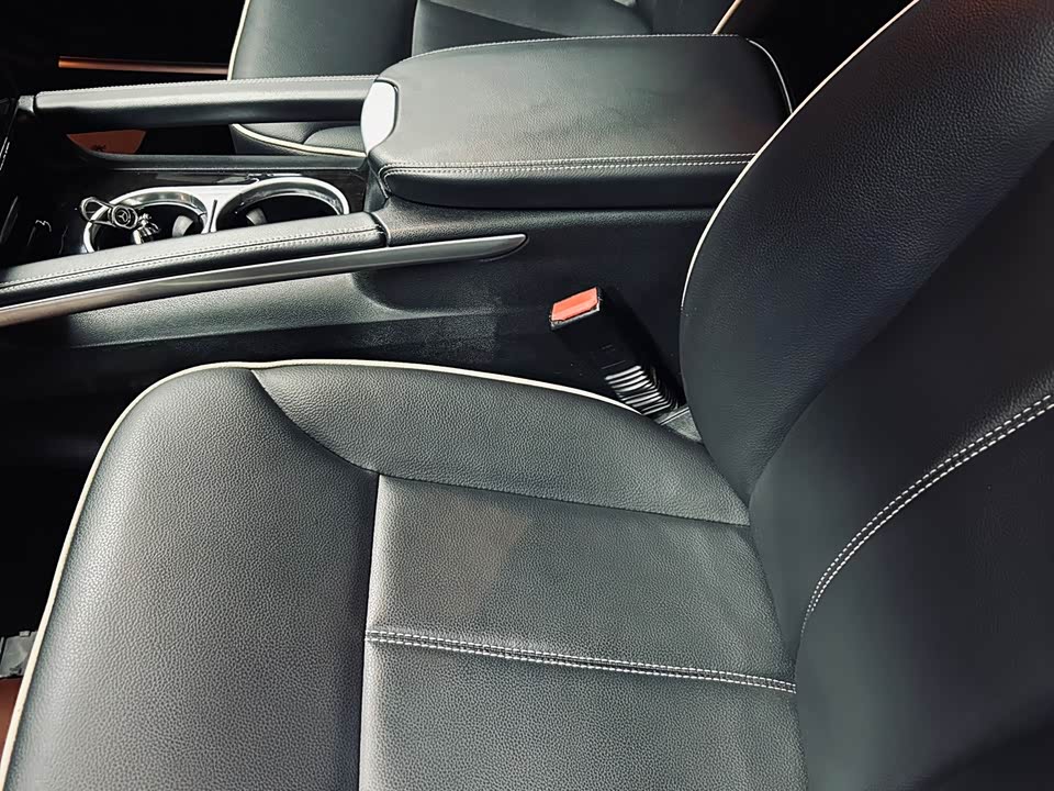 Mercedes-Benz M class