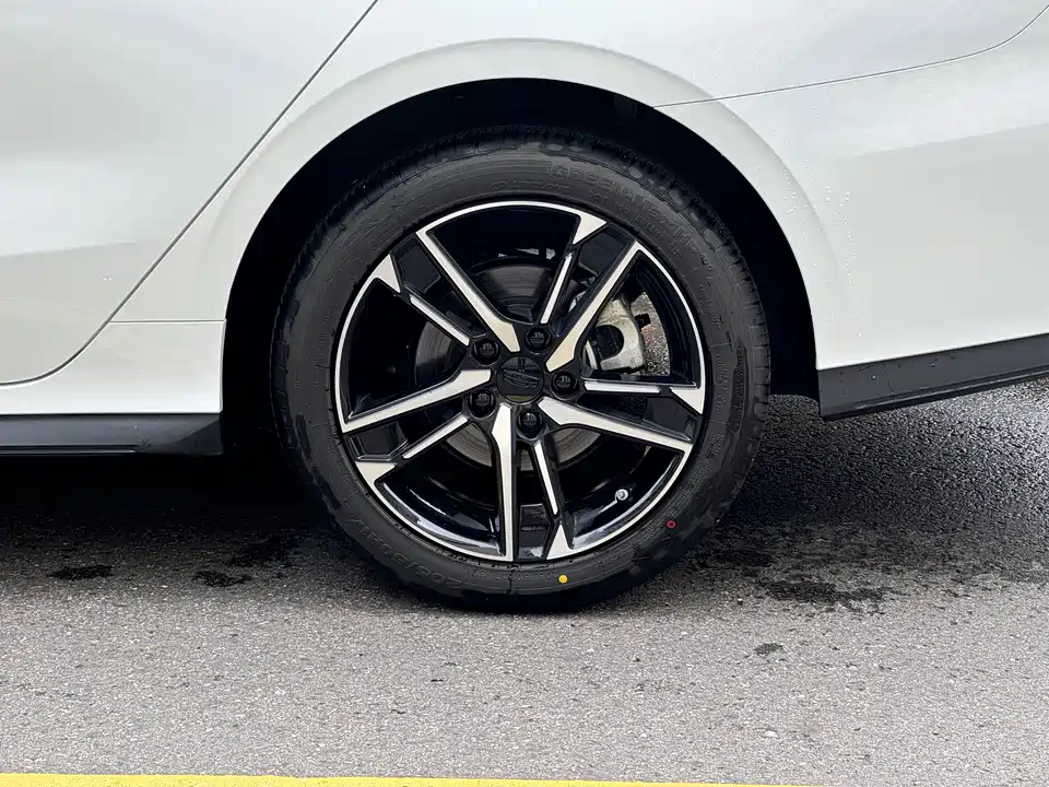 Geely Binrui Geely Binrui