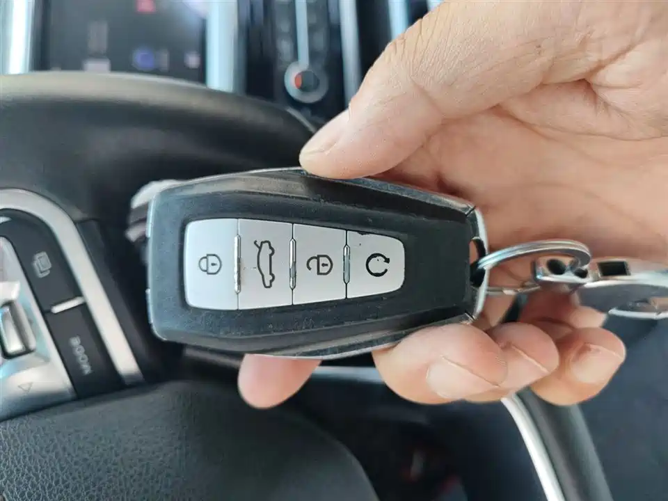 Geely Emgrand GS