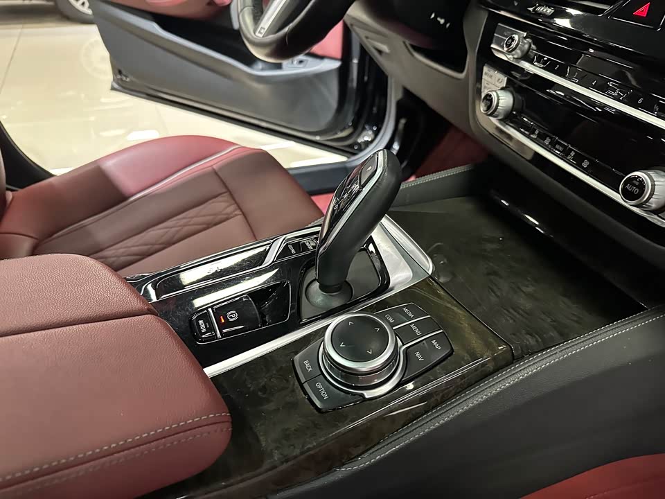 BMW 5 series BMW 5 series