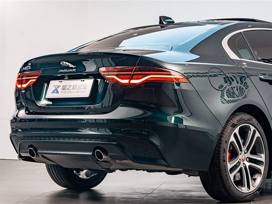 Jaguar XEL Jaguar XEL