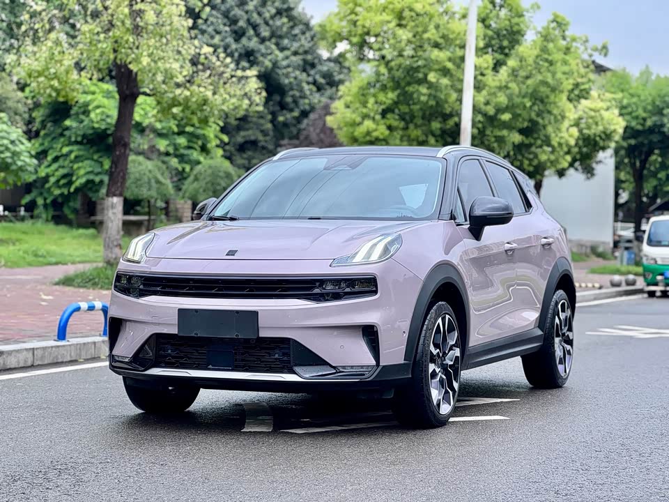 Lynk & Co 06 Lynk & Co 06