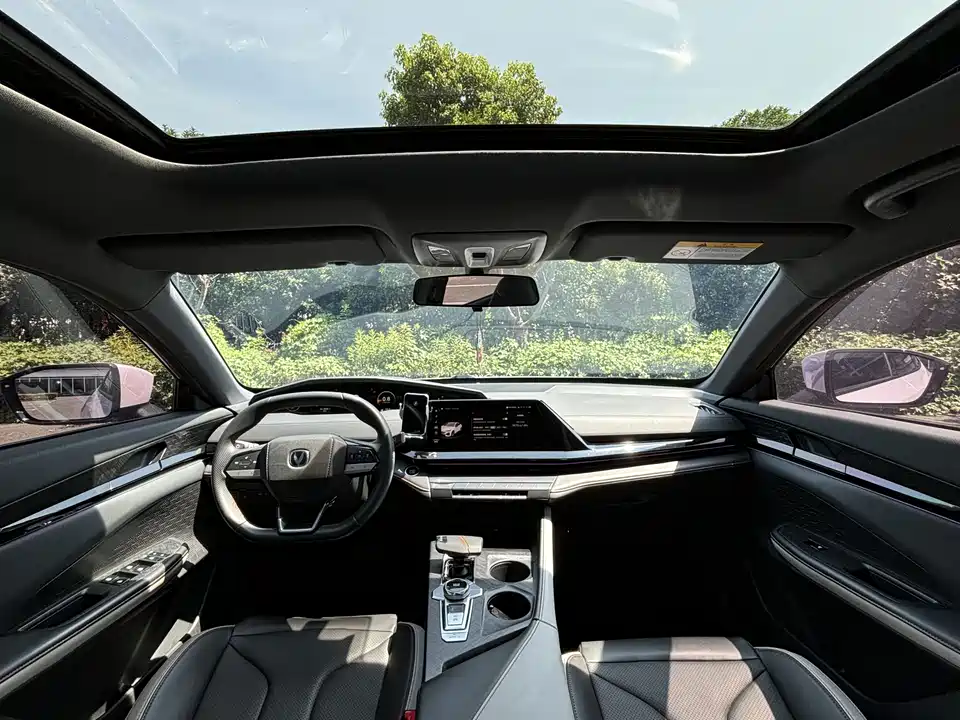 Changan UNI-V
