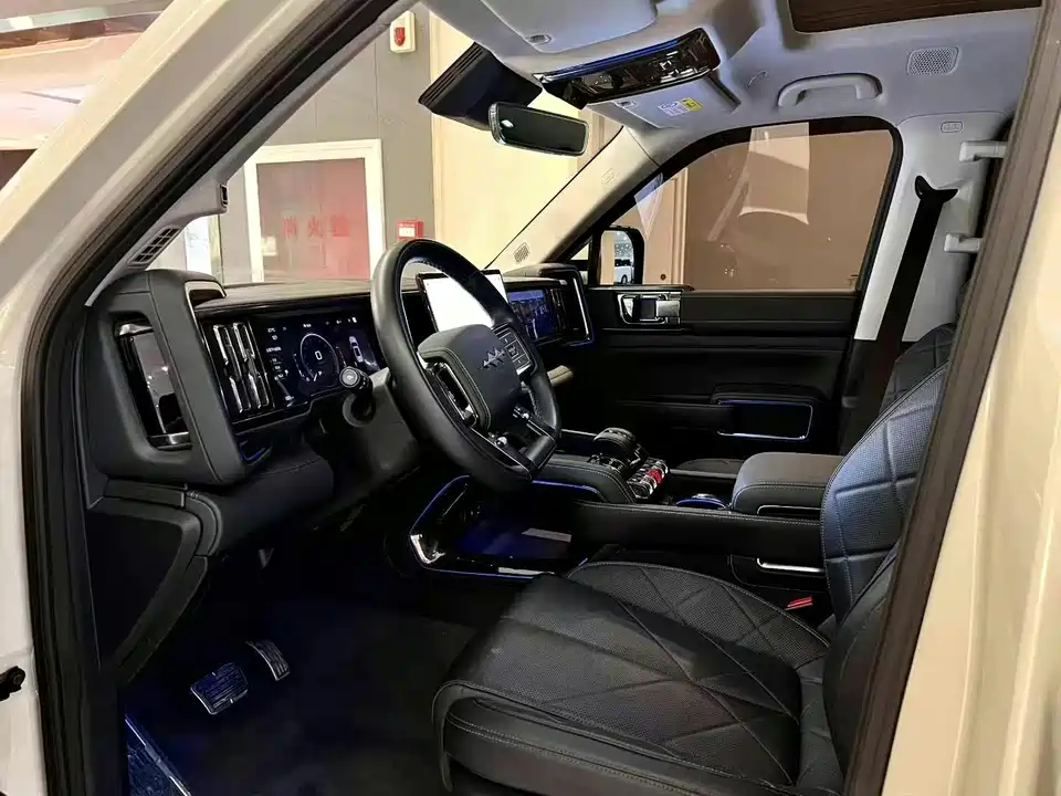 BYD Leopard 5