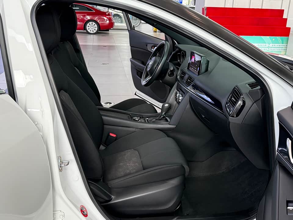Mazda CX-4