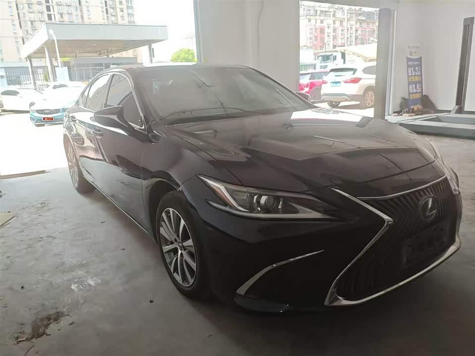 Lexus ES Lexus ES