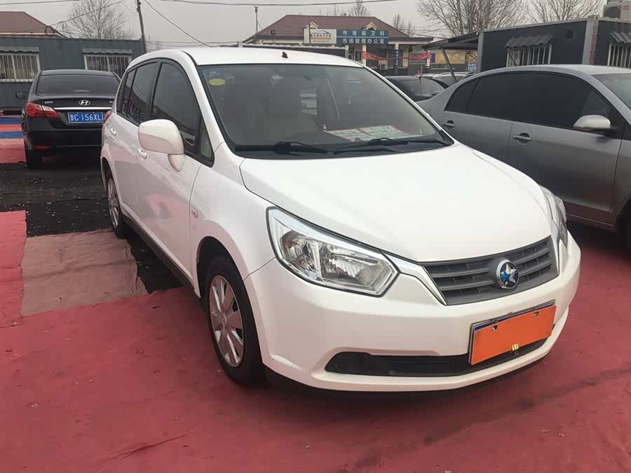 启辰r50 2012款 1.6l 手动舒适版