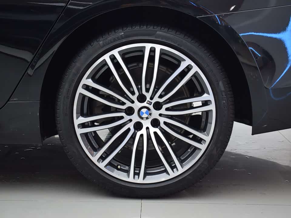 BMW 5 series BMW 5 series
