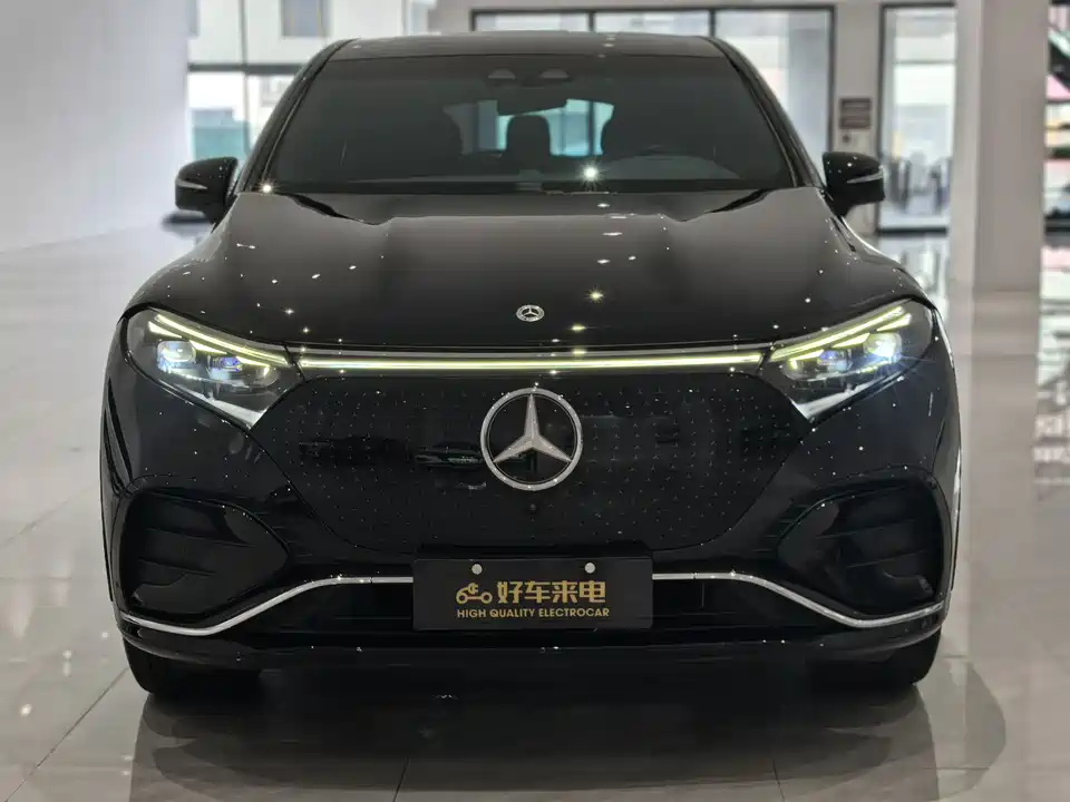 Mercedes-Benz EQS SUV