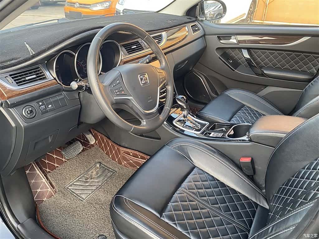 Zotye Z500, 2015 8