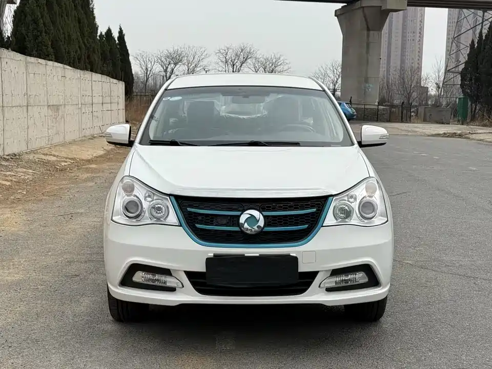 Dongfeng Junfeng E17
