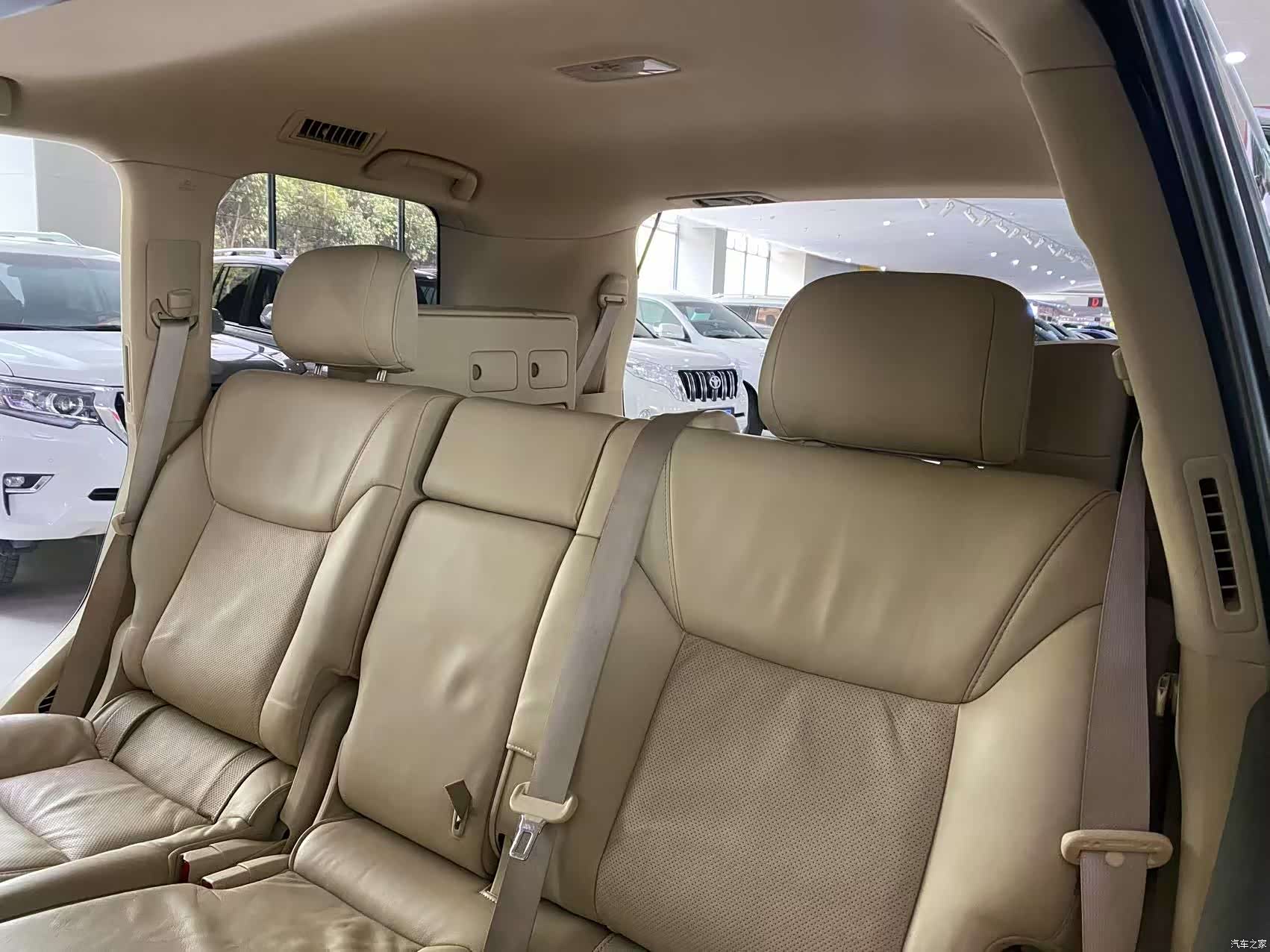 Lexus LX, 2010 18