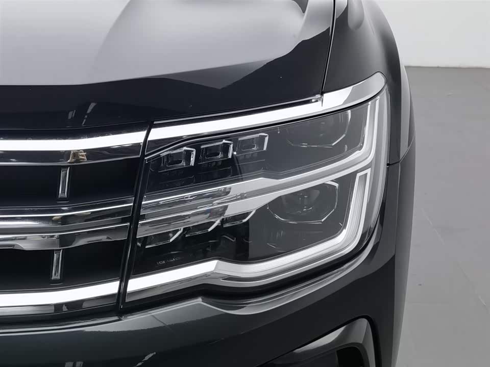 Volkswagen Tourang