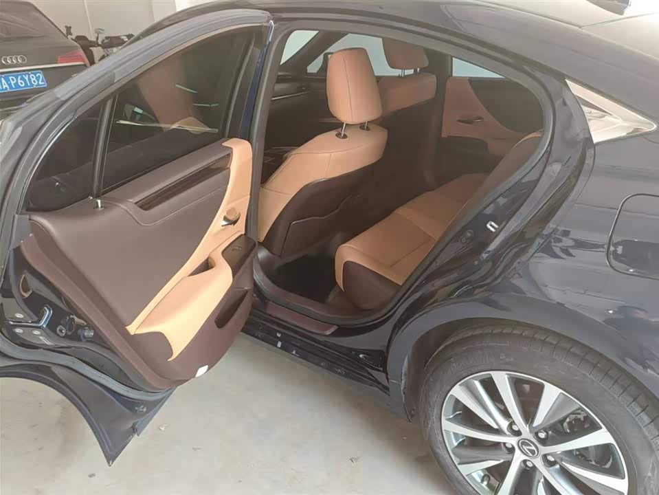 Lexus ES Lexus ES