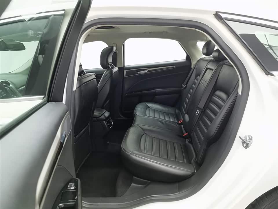Ford Mondeo Ford Mondeo