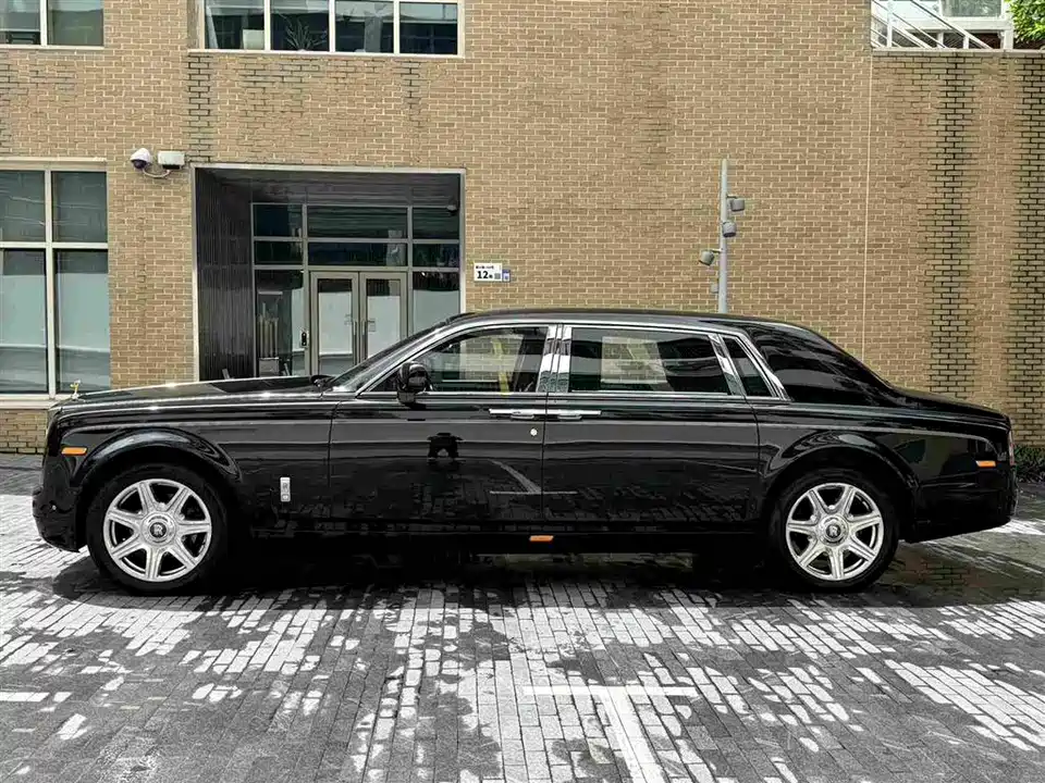 Rolls-Royce Phantom