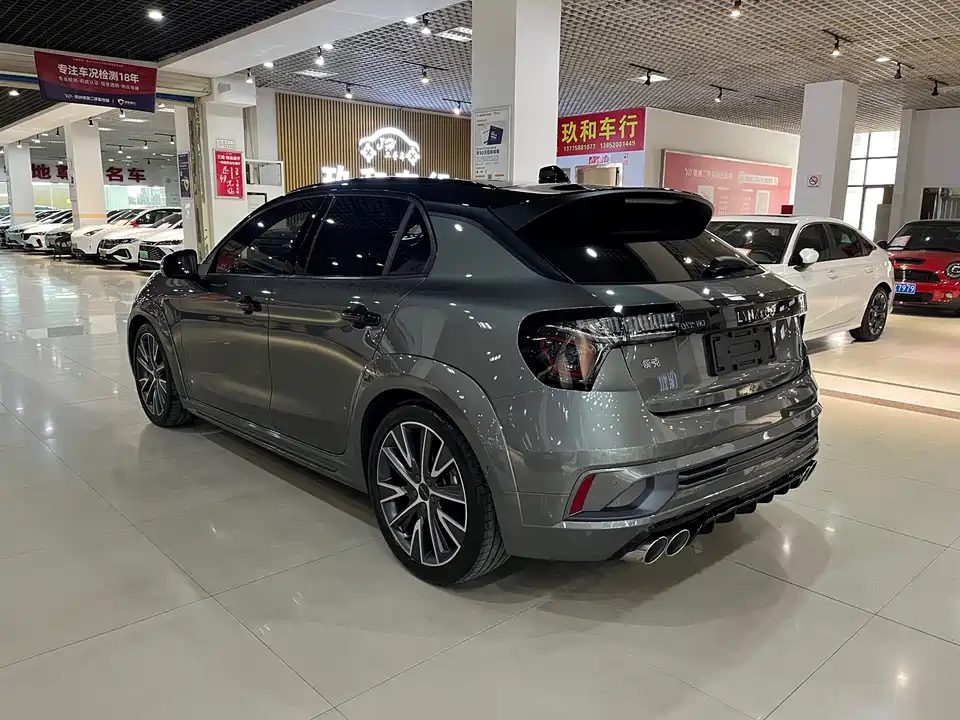 Lynk & Co 02 Hatchback