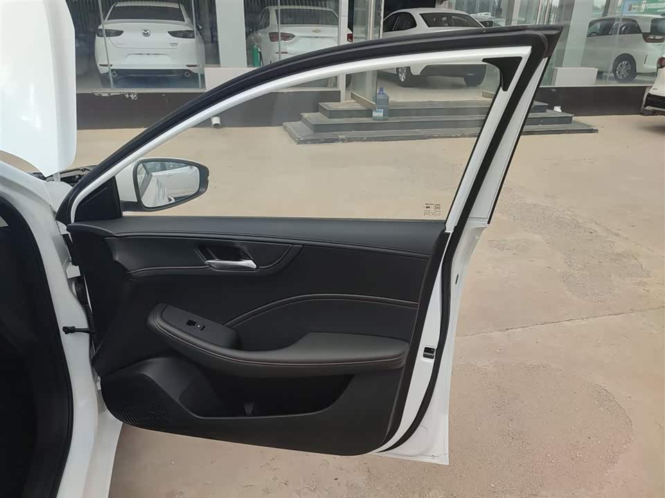 Roewe i5 Roewe i5