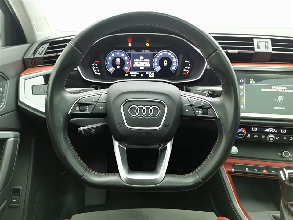 Audi Q3 Audi Q3