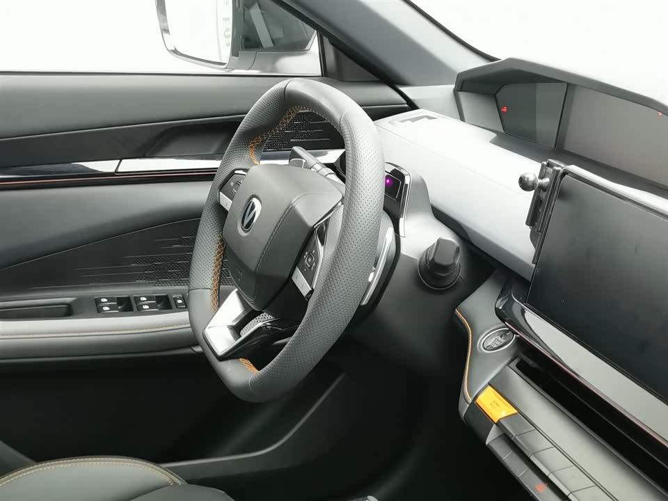 Changan UNI-V Changan UNI-V
