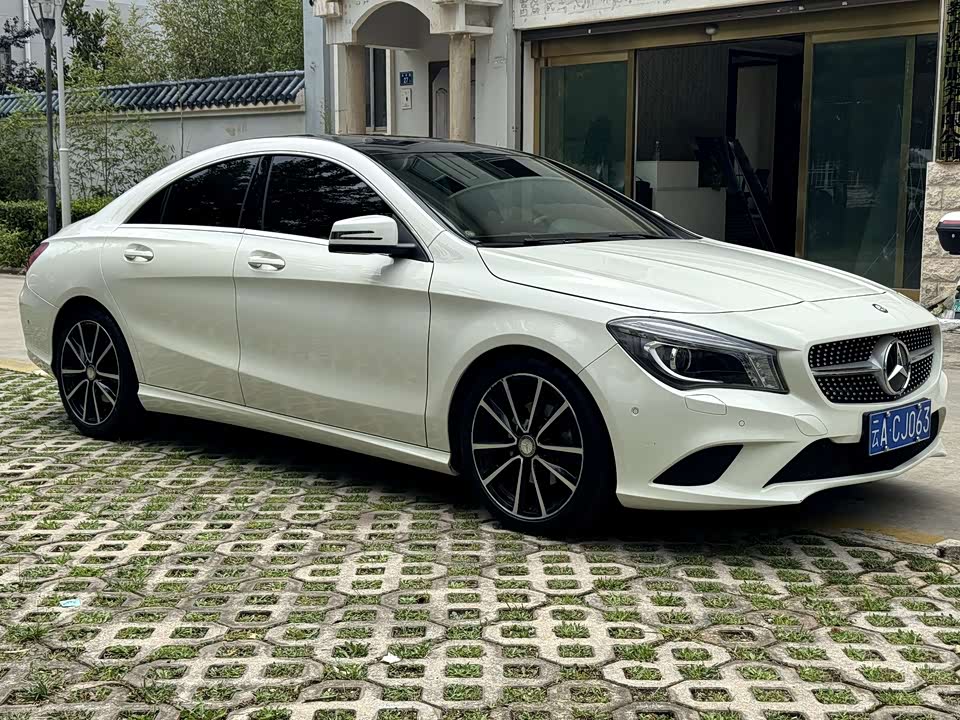 Mercedes-Benz CLA