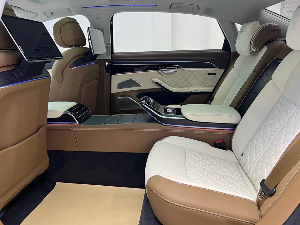 Audi A8 Audi A8
