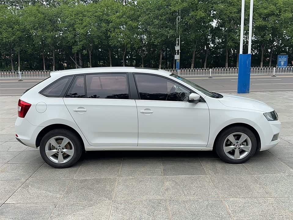 Skoda Xindong Skoda Xindong