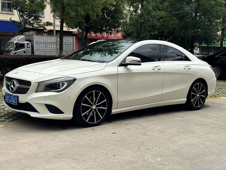 Mercedes-Benz CLA