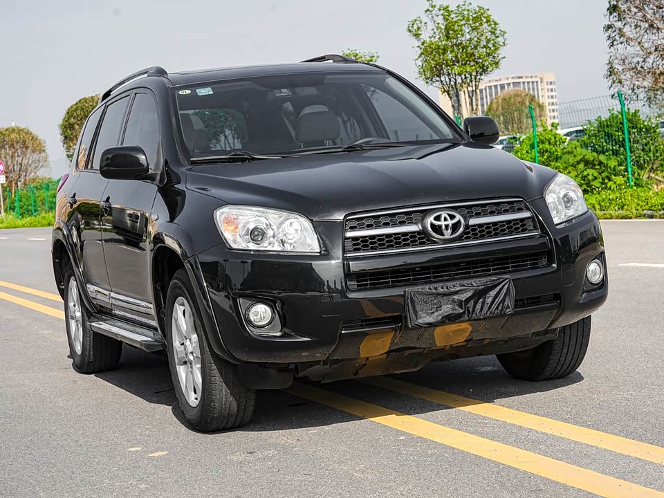Toyota RAV4 Rongfang