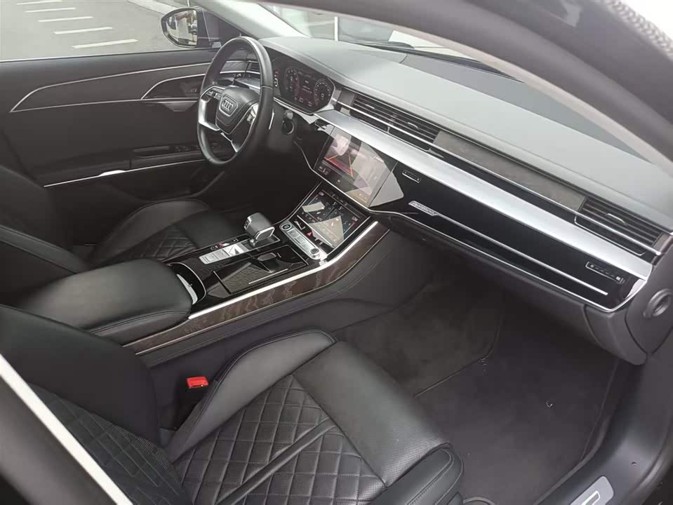 Audi A8 Audi A8