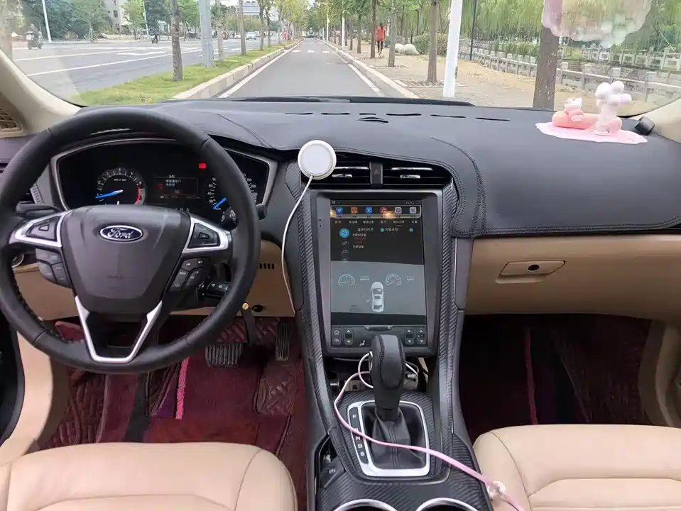 Ford Mondeo Ford Mondeo