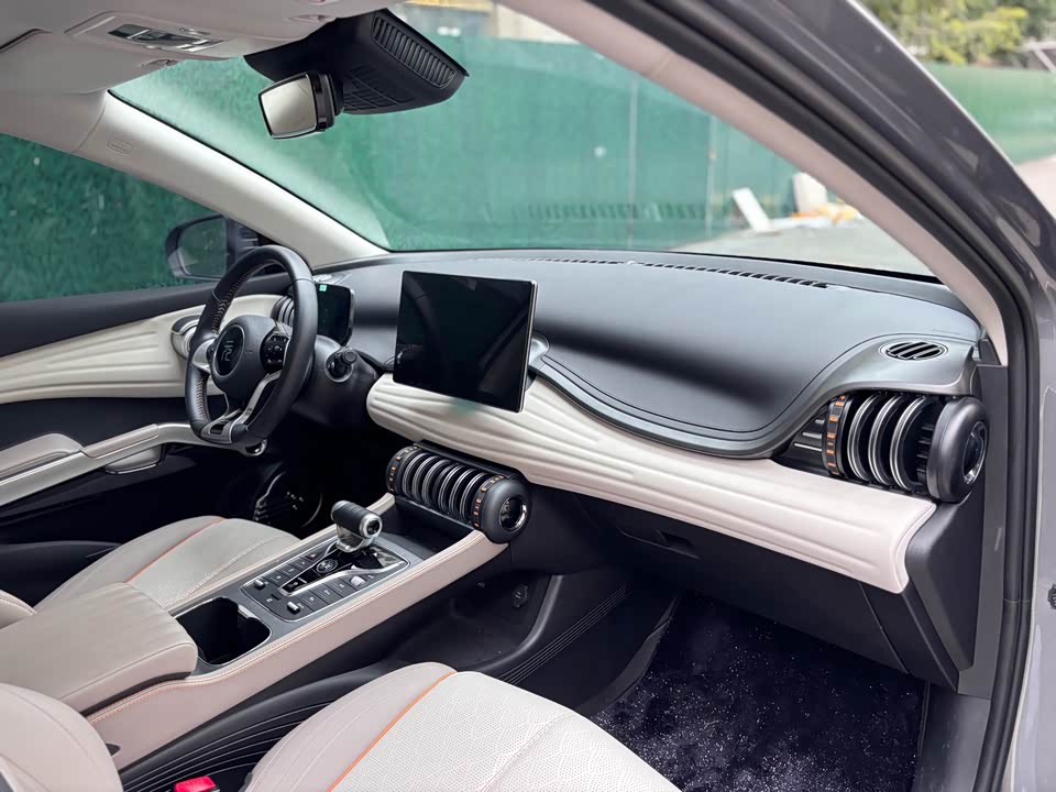 BYD Yuan PLUS