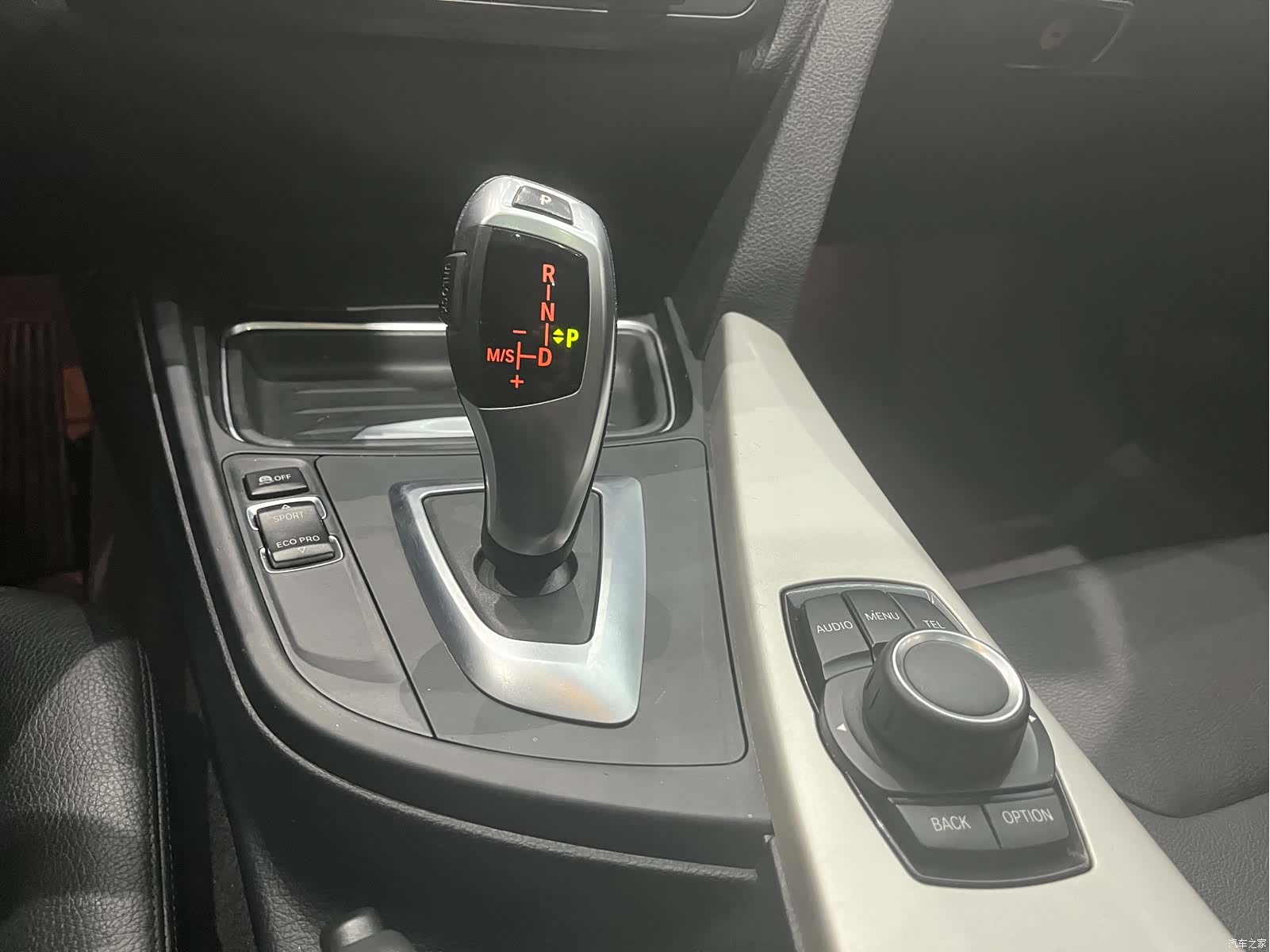 BMW 3 Series, 2015 11