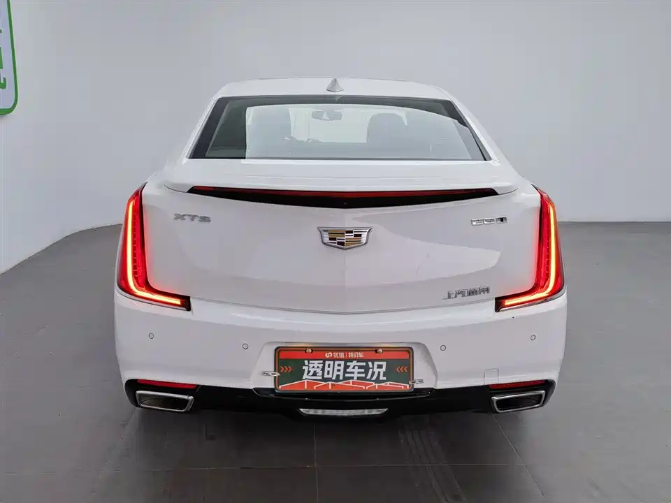 Cadillac XTS